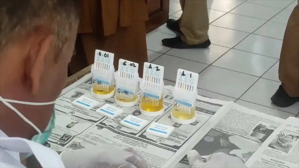 BNN Cilegon Uji Urine 240 ASN untuk Deteksi Dini Narkoba