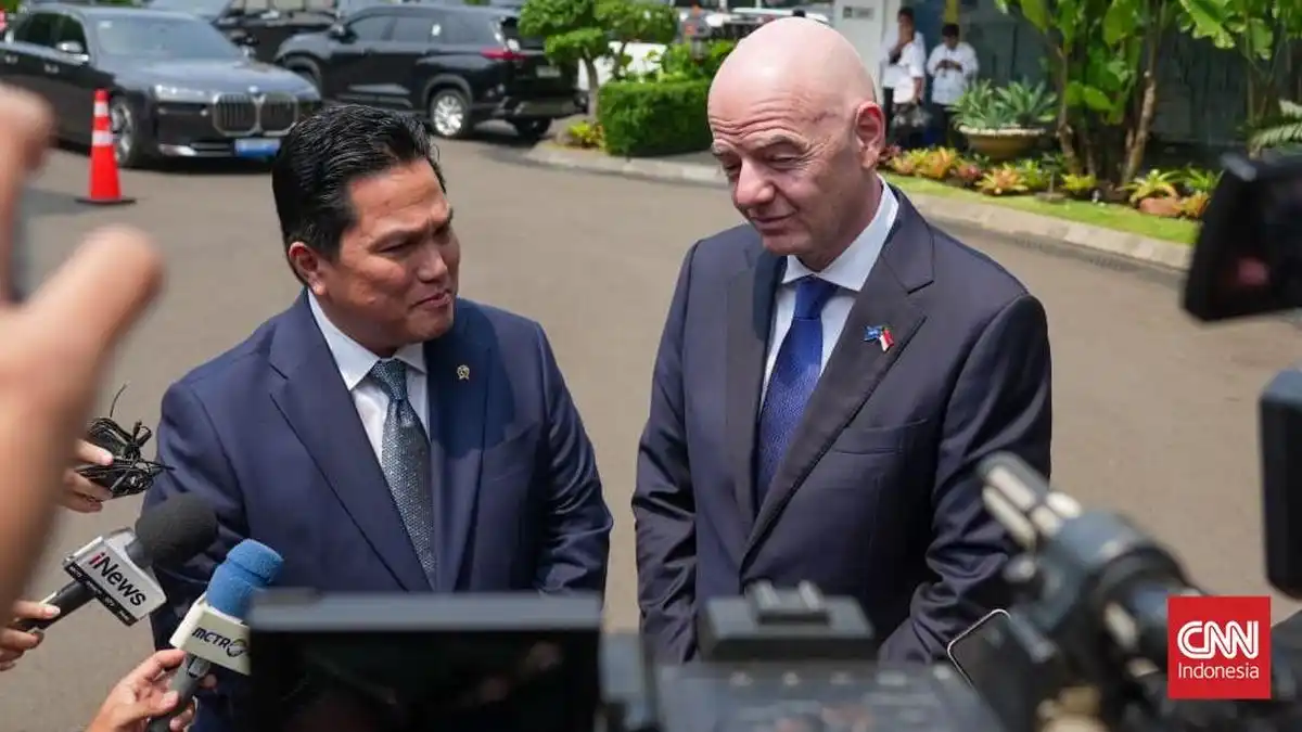 Prabowo Bertemu Presiden FIFA di Istana, Bahas Perkembangan Sepak Bola ASEAN