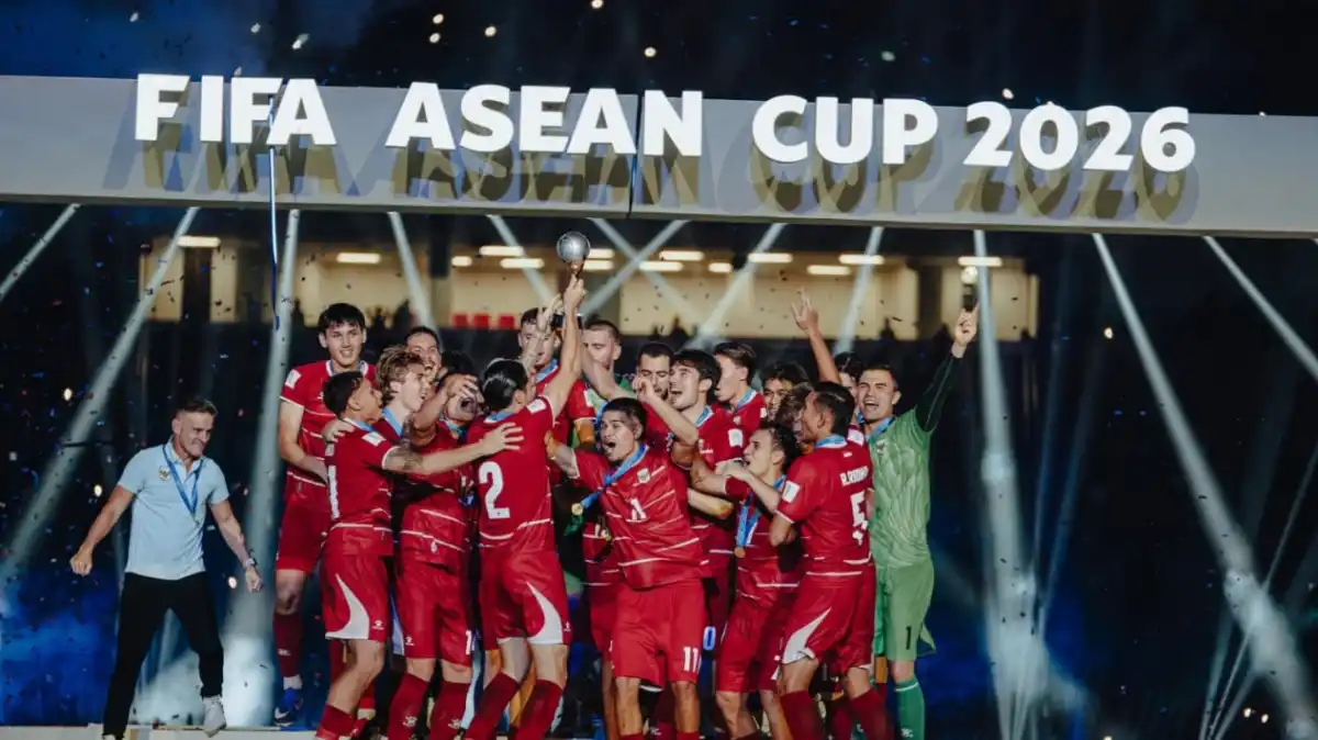 John Herdman Antar Indonesia Raih Trofi Senior Setelah Penantian 35 Tahun