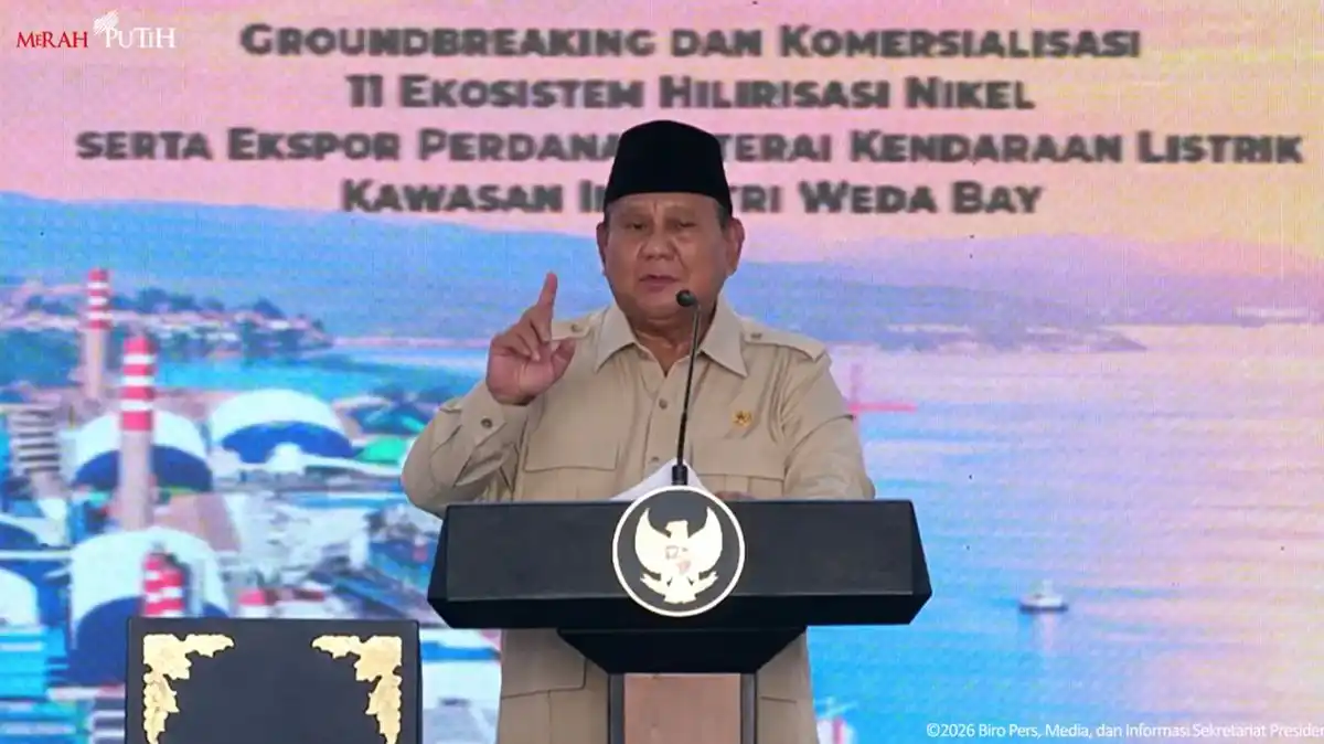 Prabowo Bergurau soal Peran Baru Sugiono sebagai Menko PMK