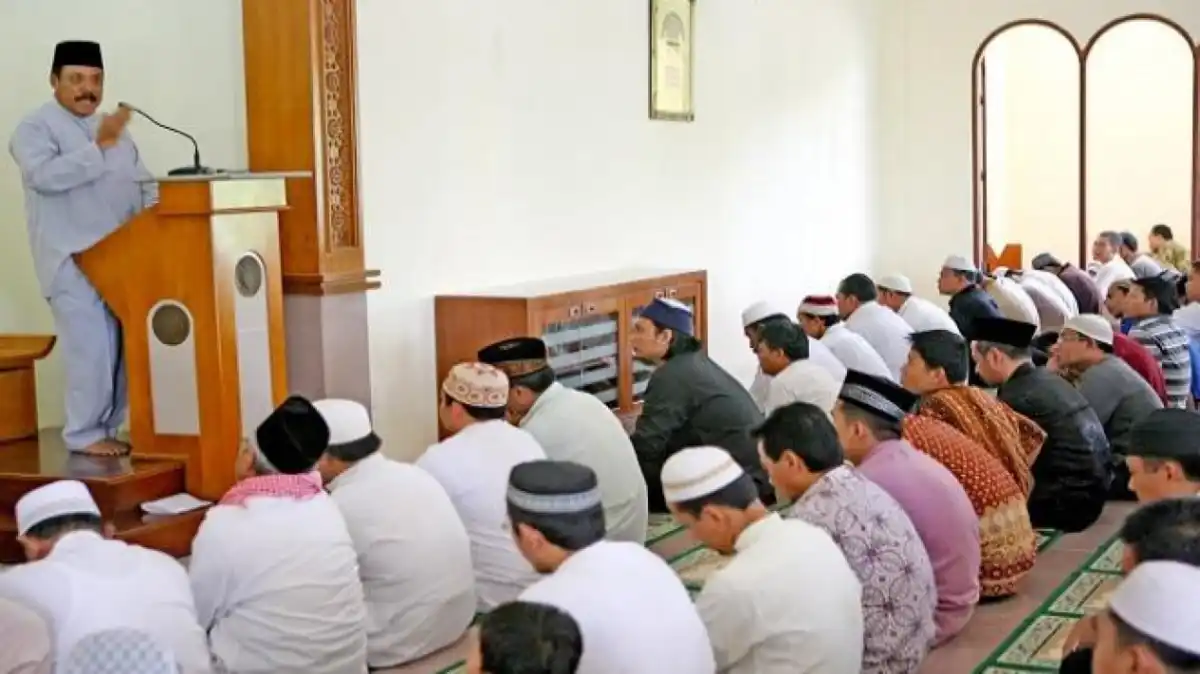Khutbah Jumat Menyoroti Peran Pemimpin Berakhlak dalam Kemajuan Bangsa