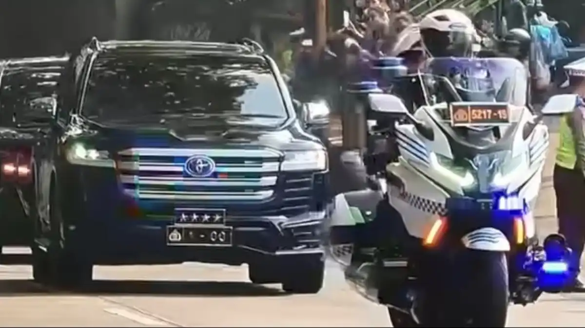 Tiga Sorotan Otomotif: Kendaraan Favorit John Herdman hingga Pilihan Mobil Listrik Terjangkau