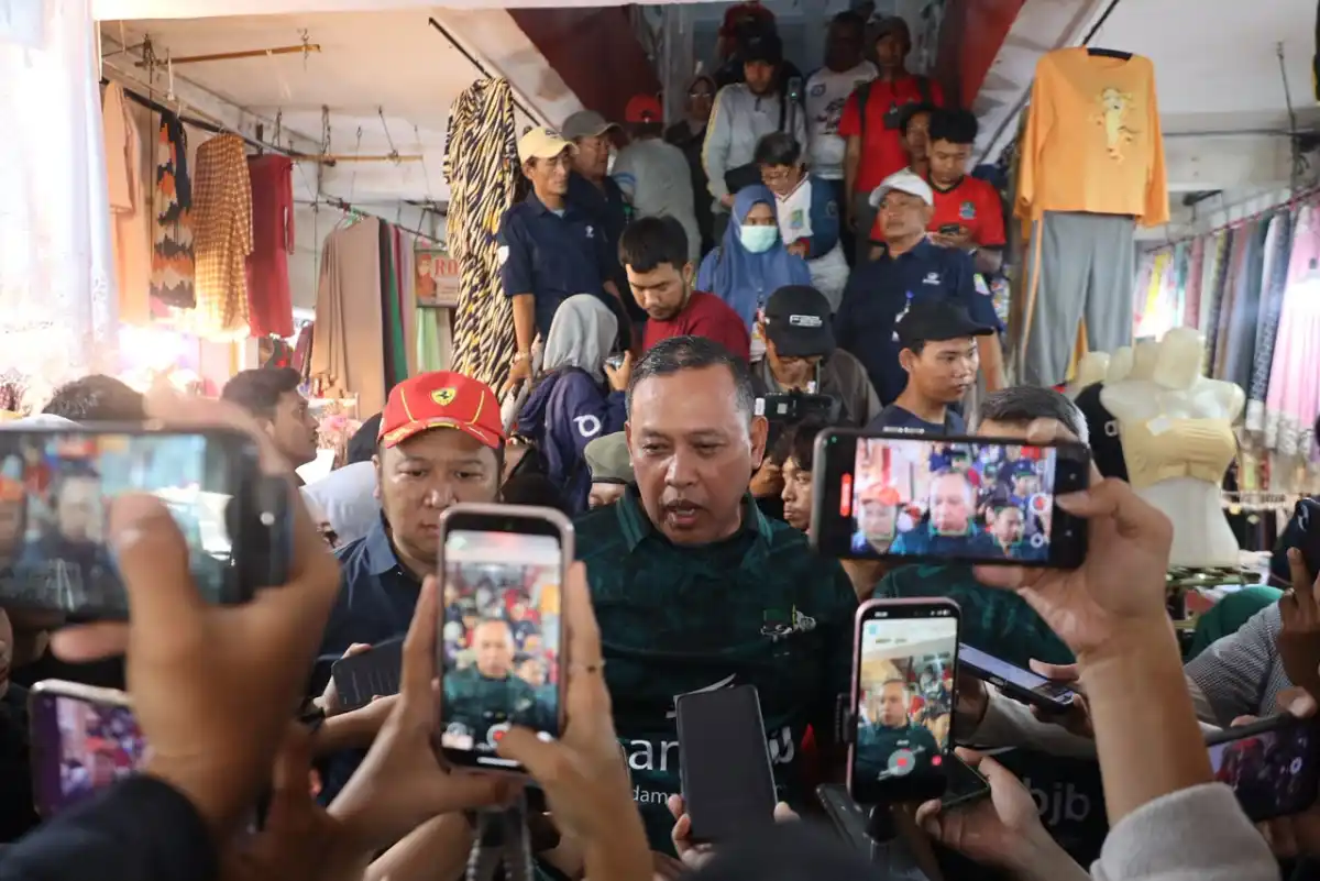 Gebrak Pasar di Pasar Baru Bekasi Ramai, Transaksi Capai Rp129,9 Juta