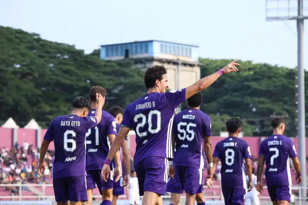 Pressing Babak Pertama Antar Persik Kediri Taklukkan Madura United 2-0