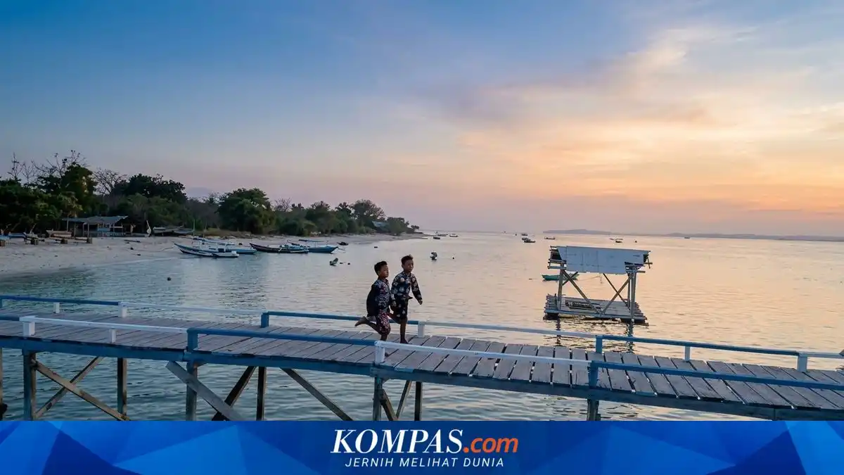 Warga Pulau Tonduk Bertahun-tahun Mengandalkan Air dari Daratan Raas