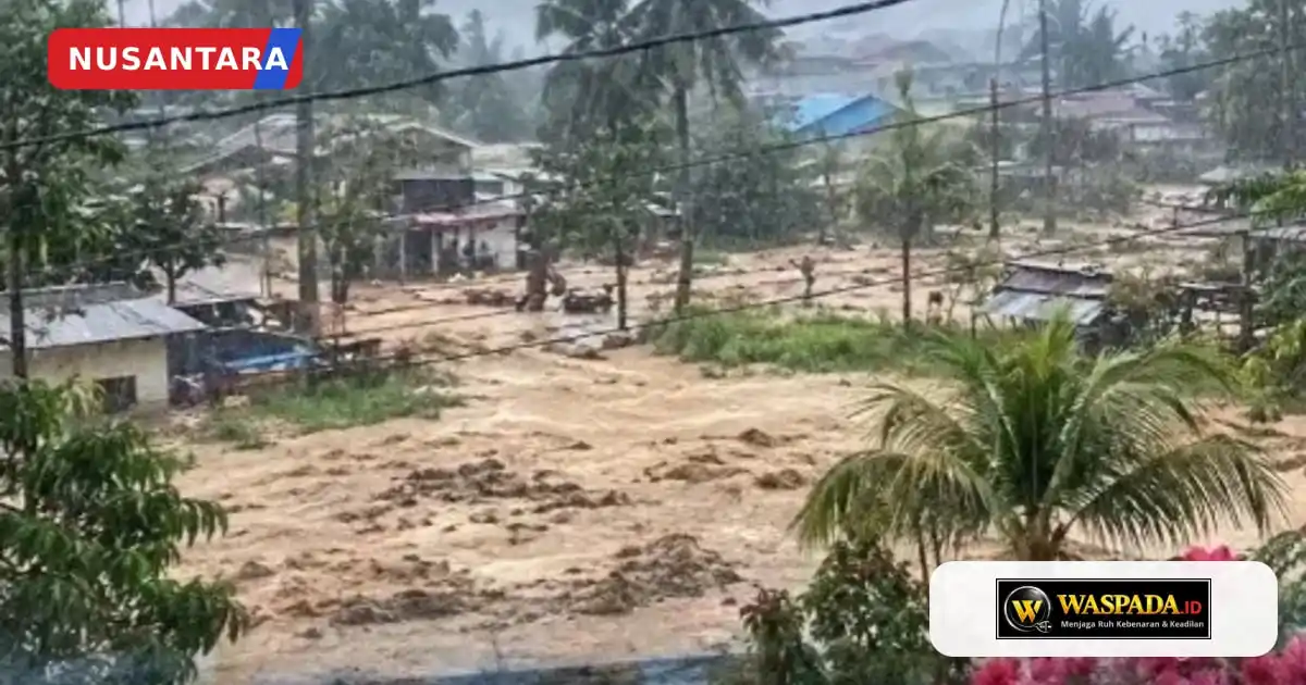 Hujan Deras Picu Banjir Bandang di Padang