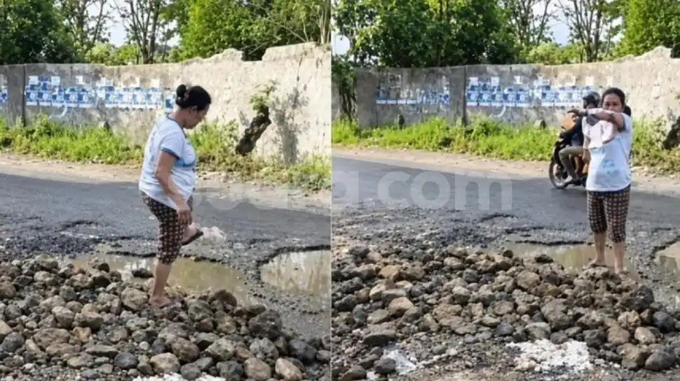 Jalan Berlubang di Citamiang Sukabumi Membahayakan Pengendara Motor