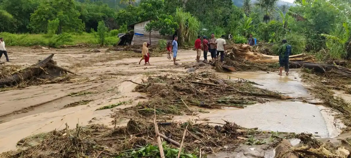 Banjir dan Longsor Tutup Jalur Nasional Blangkejeren–Takengon di Gayo Lues