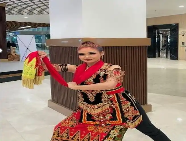 Dwi Putri Wulandari, Penari Muda yang Menjaga Warisan Budaya Banyuwangi