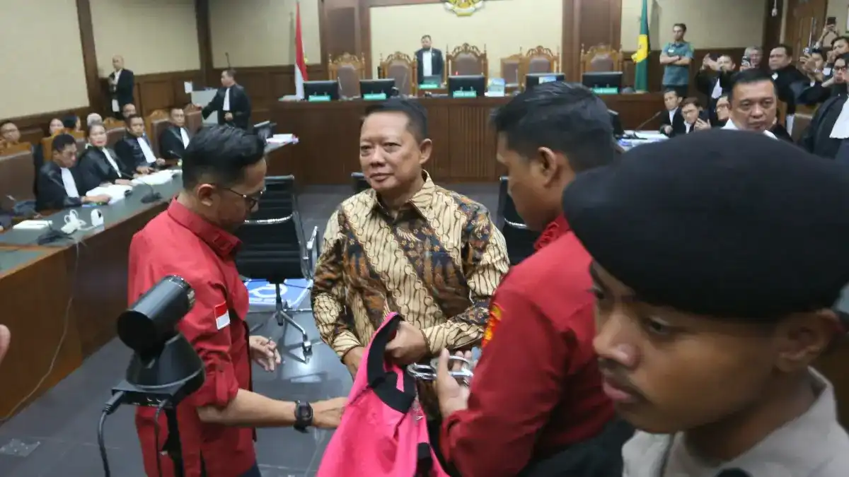 Sorotan atas Status Ferry Hongkiriwang dalam Perkara Dugaan Pemerasan Tan Kian