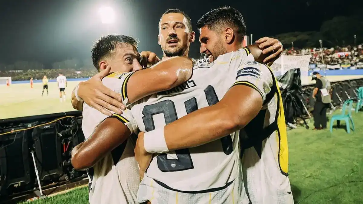 Persib Bandung Hadapi Dewa United, Jadwal Padat dan Cedera Pemain Jadi Tantangan Igor Tolic