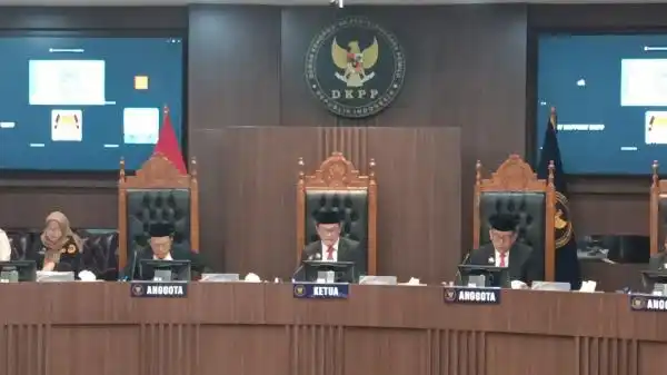 DKPP Menangani Dua Aduan Etik terkait Pencalonan Gibran