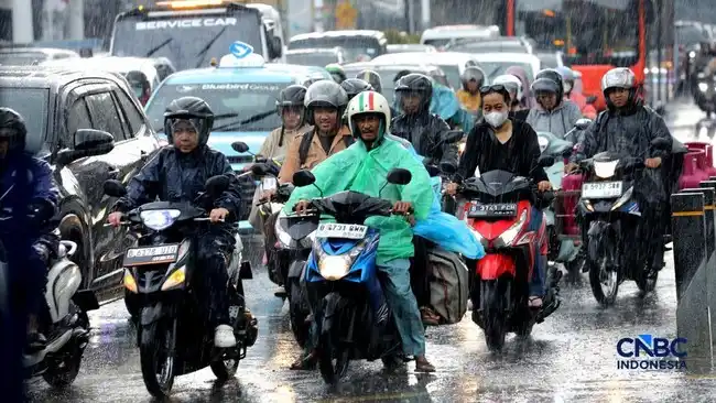 Prakiraan Hujan dan Angin Kencang BMKG untuk Sejumlah Wilayah Indonesia pada 12 Oktober 2026