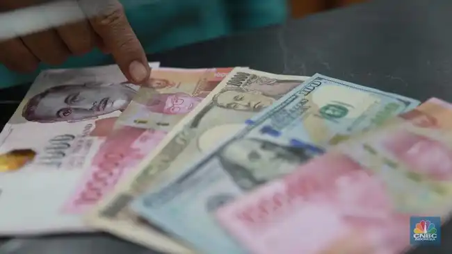 Rupiah Tertinggal Saat Won dan Ringgit Menguat di Tengah Tekanan Dolar AS
