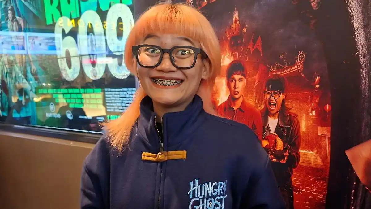 Cerita Aci Resti Selama Syuting Hungry Ghost Festival: Dari Makan Gratis hingga Peran Tintin