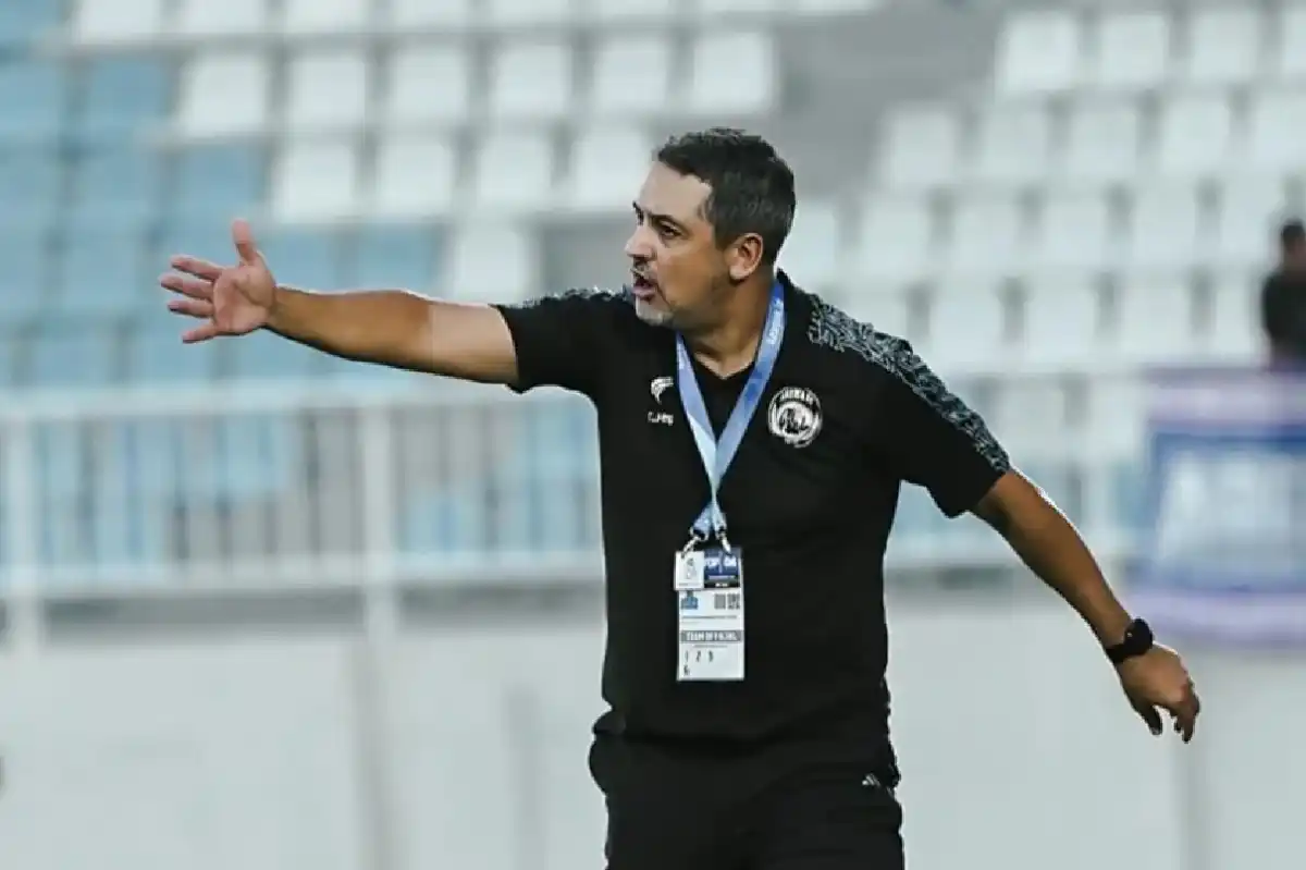 Perubahan Lini Tengah Bantu Arema FC Bangkit dari Ketertinggalan