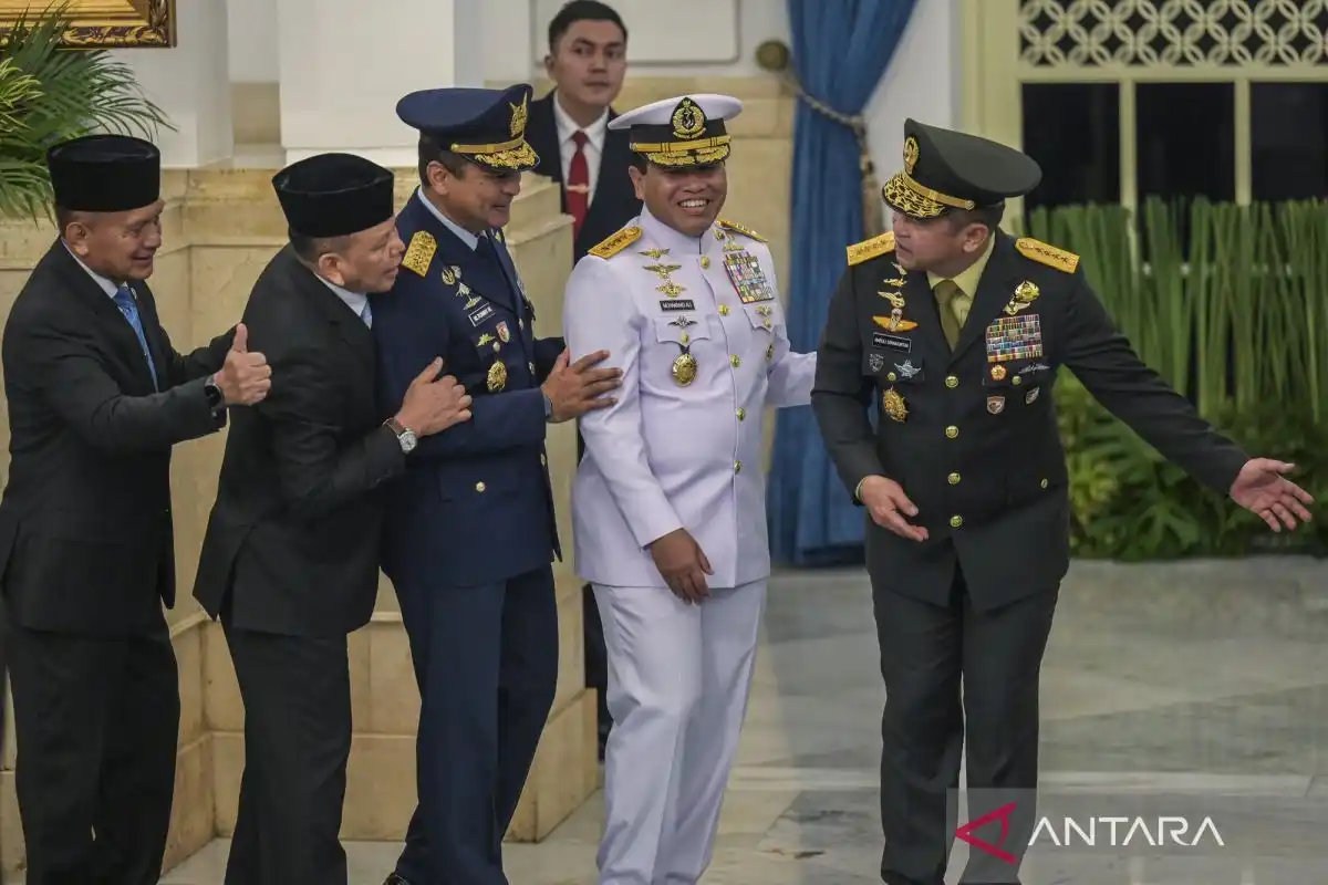 KSAL Beri Penghargaan bagi Prajurit Marinir dalam Operasi di Maybrat