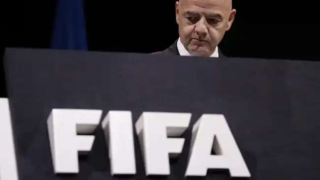 Pembayaran Tambahan untuk Gianni Infantino Memicu Sorotan atas Transparansi FIFA