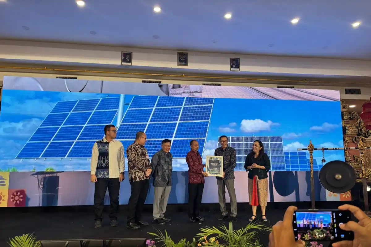 Bali Mempercepat Transisi Energi Menuju Emisi Nol Bersih Sebelum 2045