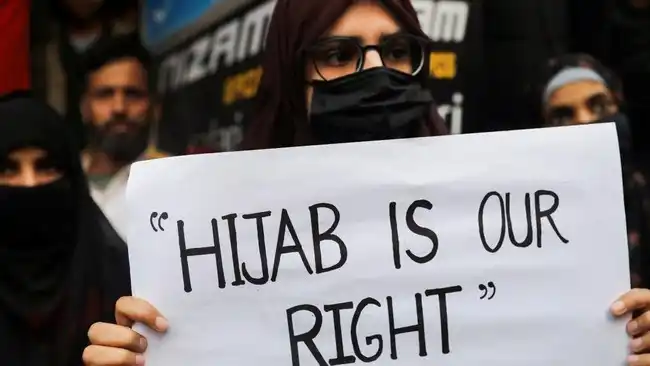 Pembatasan Hijab di Sekolah Azerbaijan Picu Protes dan Perdebatan Kebebasan Beragama