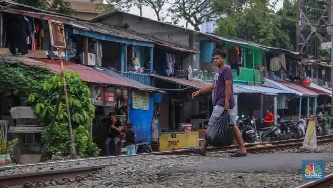 Tiga Jalur Pemerintah untuk Membantu Keluarga Miskin Keluar dari Kemiskinan