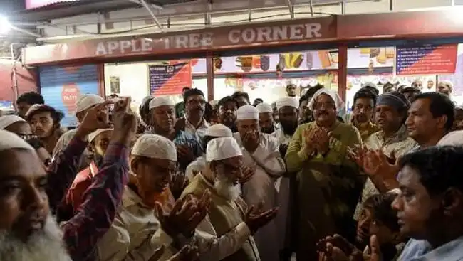 Rencana Penyeragaman Khotbah Jumat di Kashmir Picu Penolakan Ulama dan Politisi