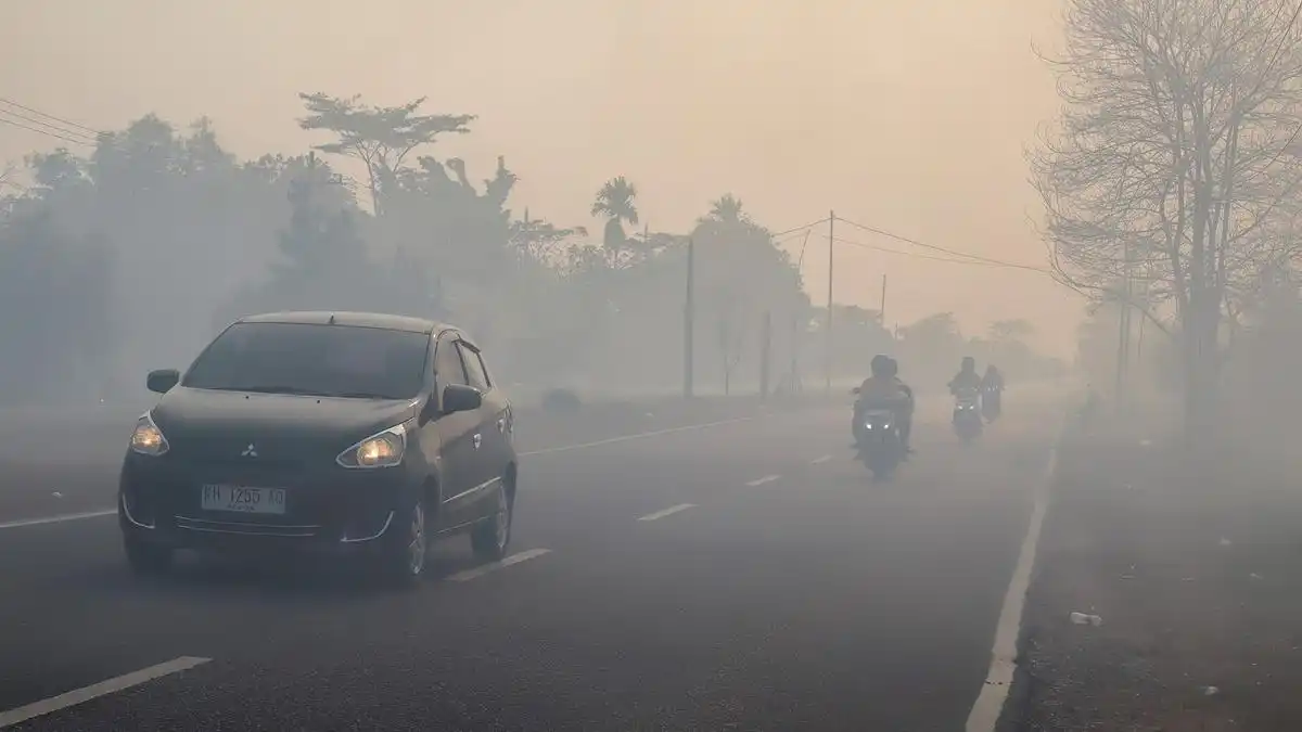 Prakiraan Cuaca Indonesia: Hujan di Sejumlah Daerah, Asap Masih Berpotensi Menyelimuti