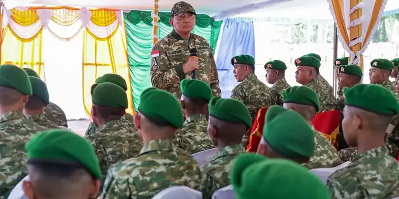 Dukungan Menhan bagi Penugasan Prajurit Yonif TP 930 di Sumba Tengah