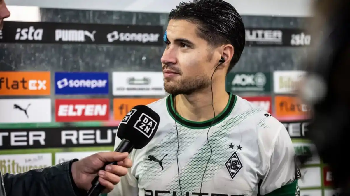 Kevin Diks Hadapi Krisis Gladbach Usai Angkat Trofi Bersama Indonesia