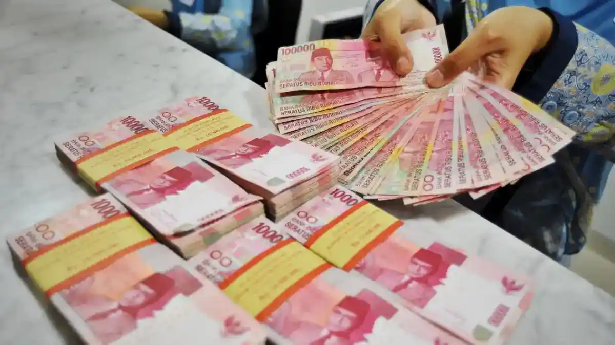 Rupiah Tertahan di Rp17.992 per Dolar AS di Tengah Ketidakpastian Global