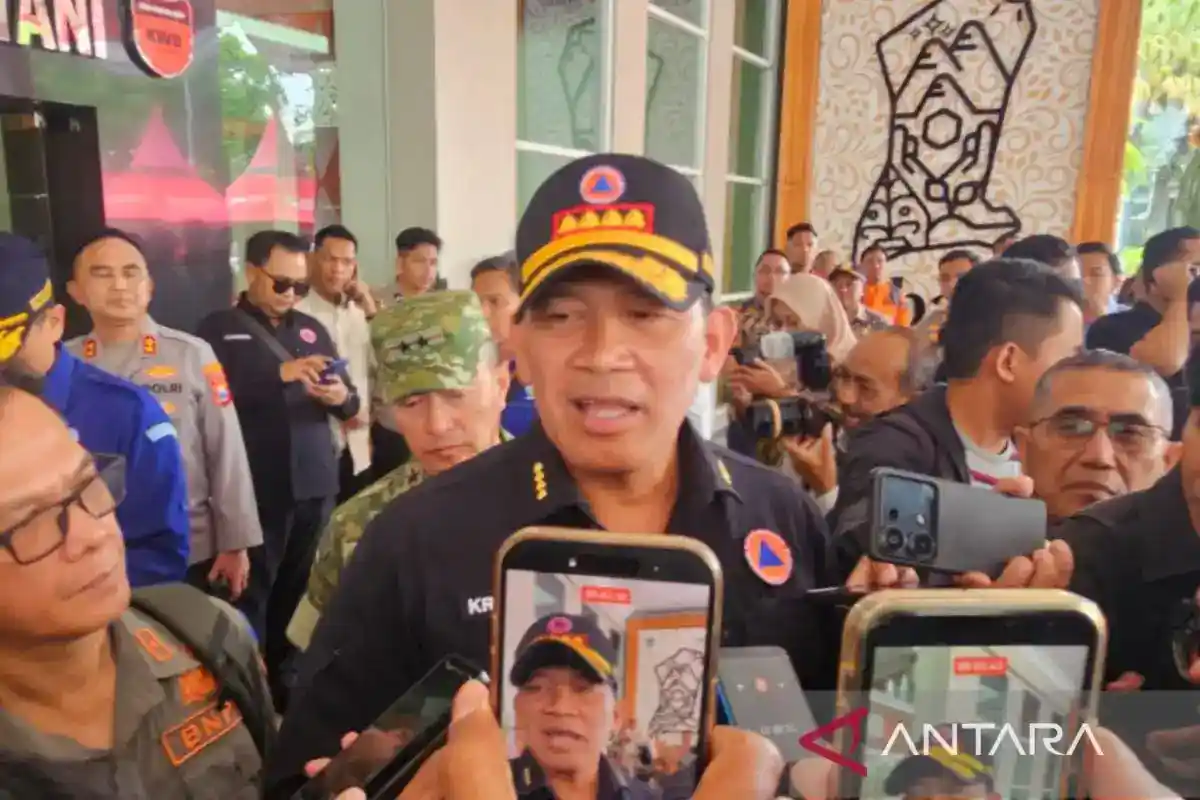 BNPB Kerahkan Dukungan Lintas Pihak untuk Padamkan Karhutla Arjuno