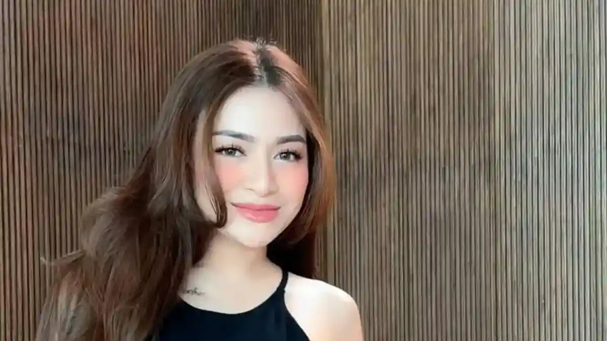Nathalie Holscher Salurkan Honor DJ Pontianak untuk Warga Terdampak Karhutla