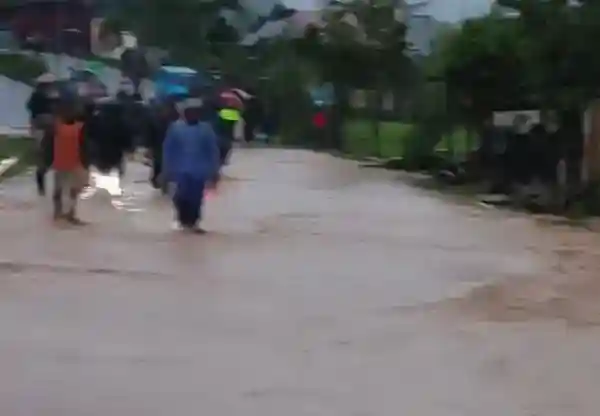 Banjir Mendadak di Gayo Lues, Warga Dievakuasi dari Genangan Setinggi Dada
