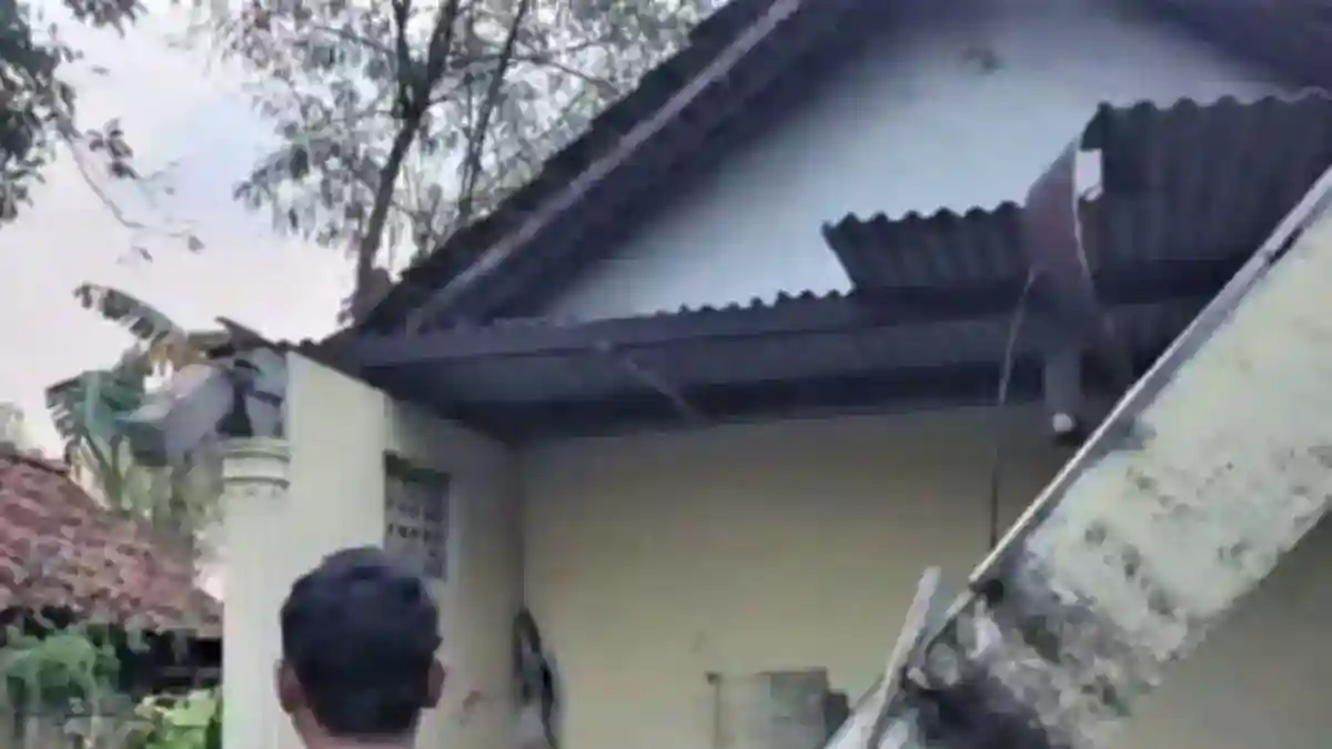 Puting Beliung Rusak Rumah dan Fasilitas Umum di Tiga Desa Magetan