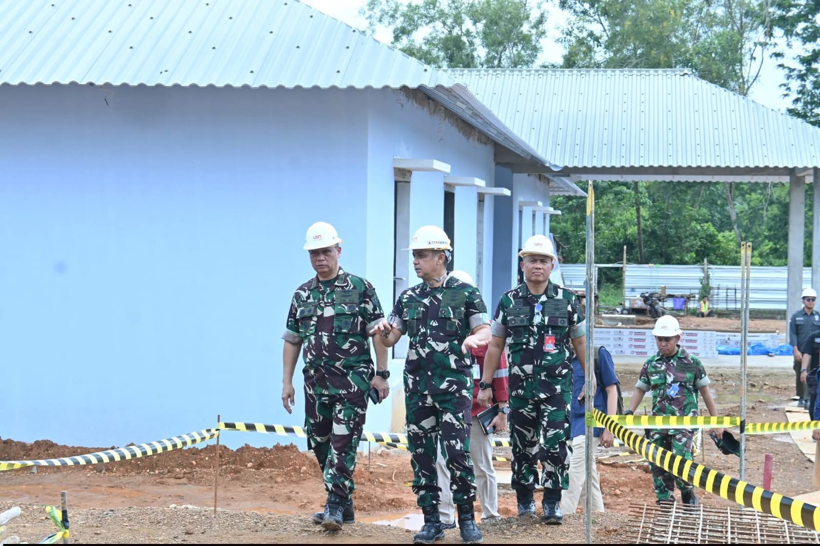 Perkuat Sistem Pertahanan Udara, Askomlek Kasau Tinjau Pembangunan Satuan Radar Banjarbaru